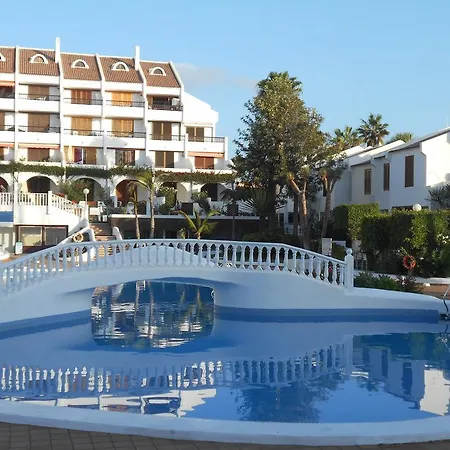 S Apart Hotel *