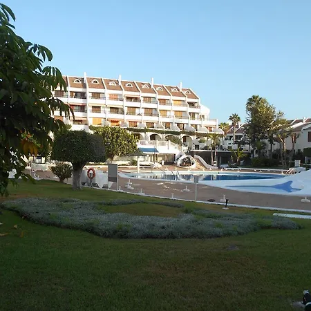 Hotel S Apart *