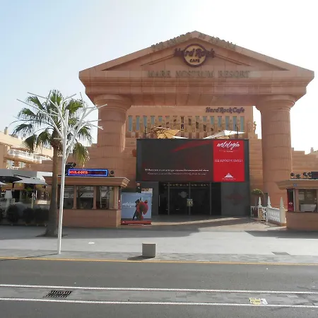 S Apart Hotel